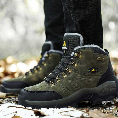 TrailGuard – Insulated & Water-Resistant Hiking Boots