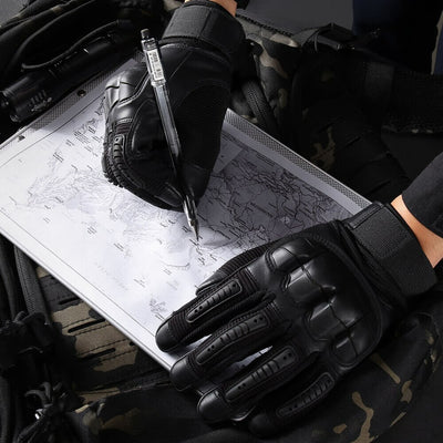 EdgeGuard – Durable & Touchscreen-Compatible Tactical Gloves