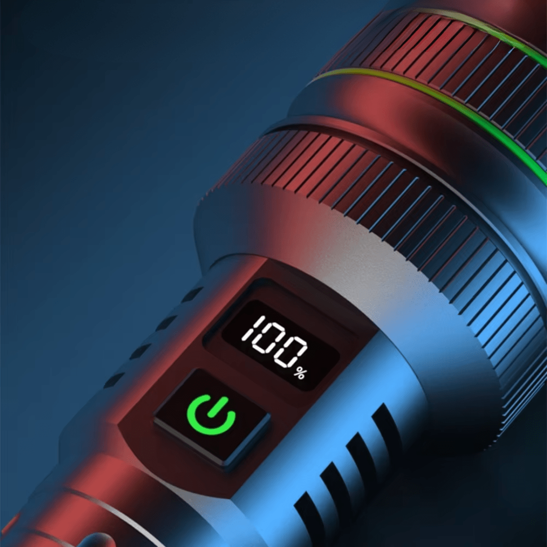 Rechargeable LED Torch with Zoom Function | Active Peaks - Active Peaks