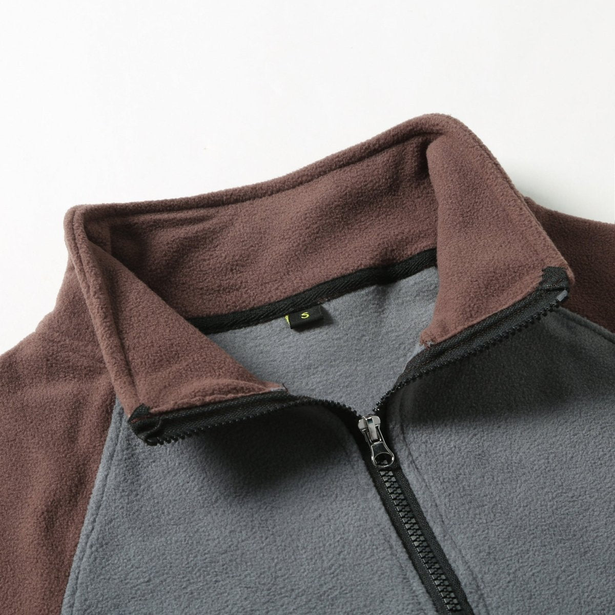 Lightweight Fleece Pullover for Outdoor Use - Active Peaks