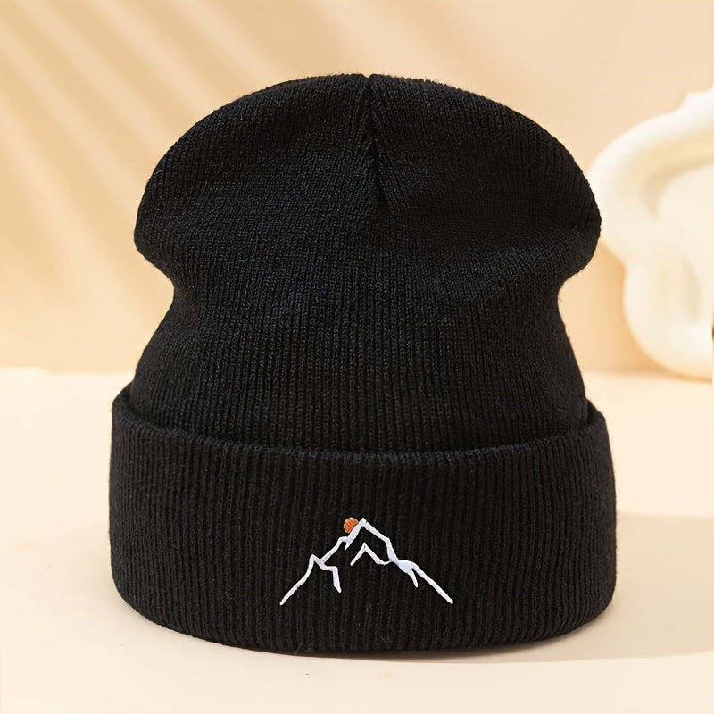 SummitShield – Warm Knitted Beanie for Outdoor Sports & Winter Activities